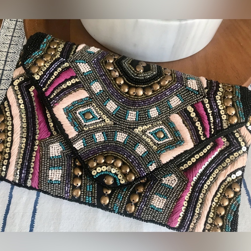 💋NWOT retro vintage style purse handbag, elegant beaded crossbody vegan